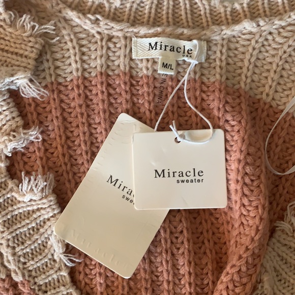 NWT 🍁 Miracle Fringed V Neck Sweater M/L 🍁 - Picture 4 of 4
